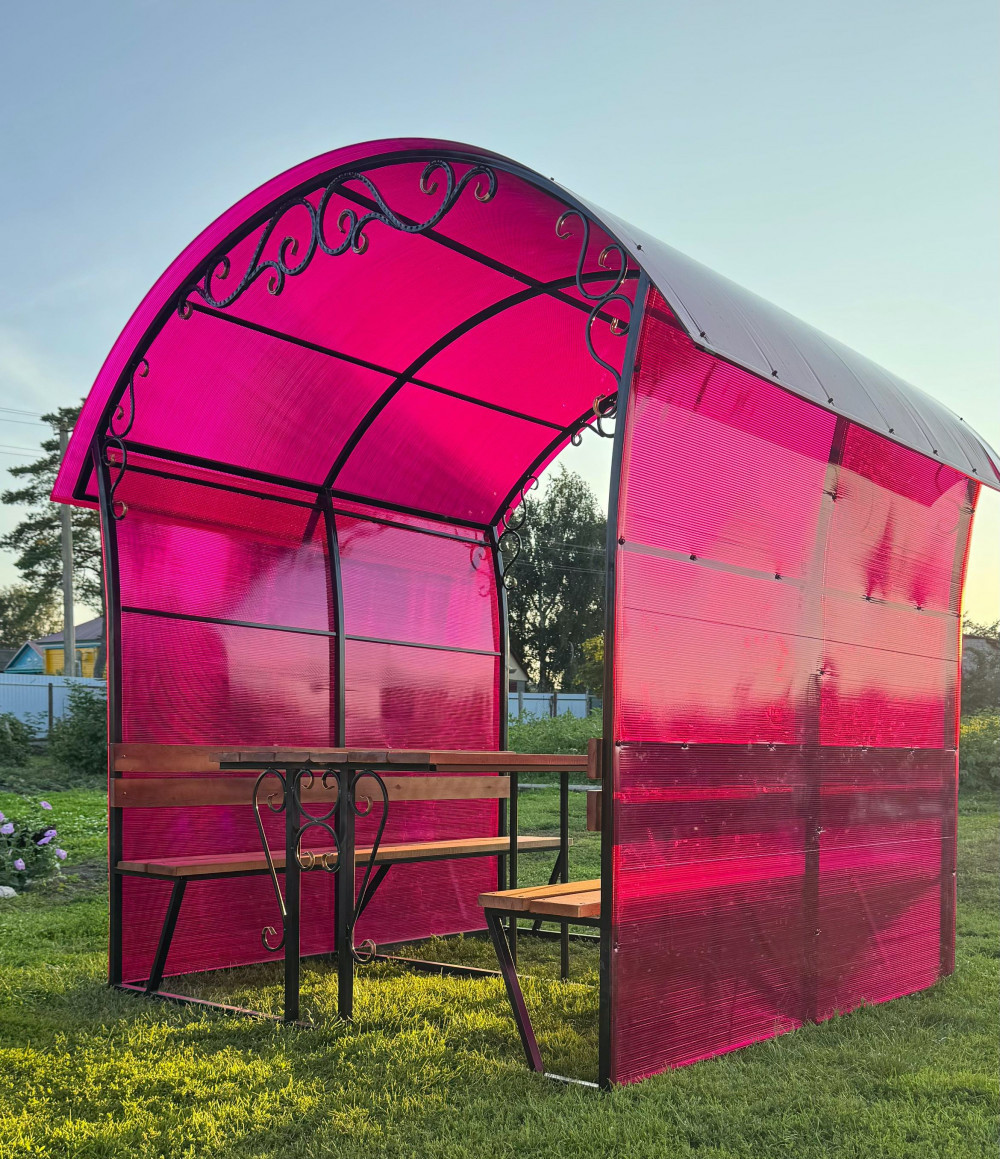 Kupit-besedku-na-dachu